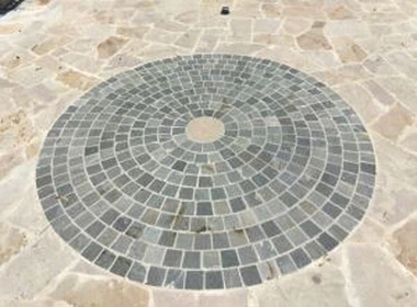 Kamen od kocke s vrhunskim plamenom