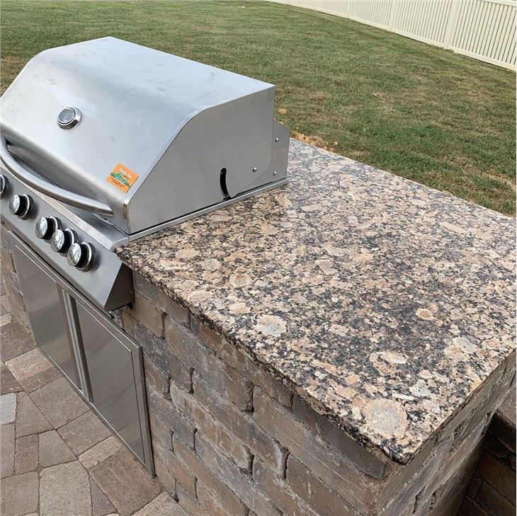 Giallo Fiorito Granite Platform