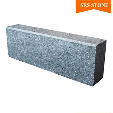 IVRNJAK ZA PRIVOZ SVJETLO SIVI GRANITNI IVAR